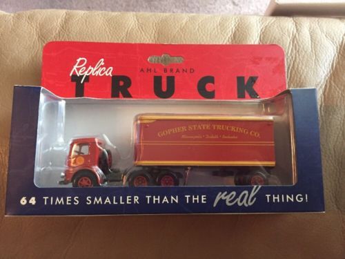 ミニカー Tonkin 1/50 CAT Caterpillar MT4400D Tonkin Caterpillar MT4400D AC Mining Truck by Cranes Etc TV