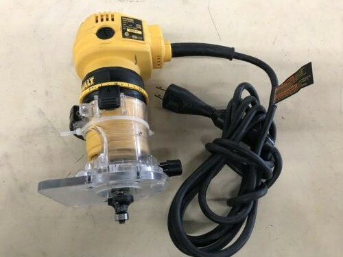 DEWALT 4.5 Amp Single Speed 1/4