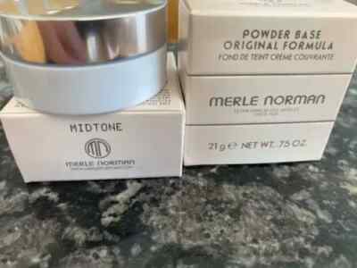 Merle Norman Powder Base....   Shade is MIDTONE  x 1    NEW
