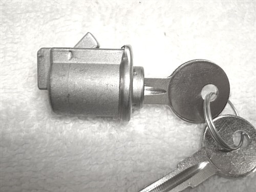 New 1939 GM Chevrolet Master Accessory Glove Box Lock & Keys