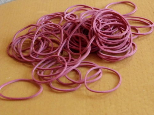 Gummiringe Gummibänder 100mmx5mm Rot Karton = 50g / 1 Pckg