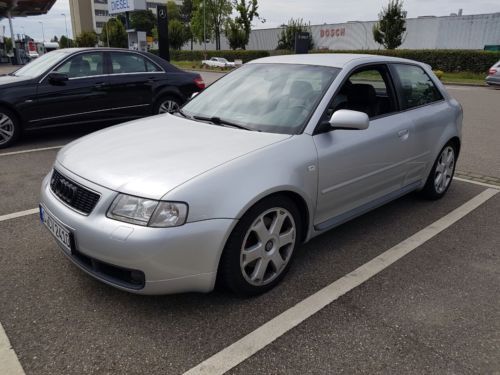 Audi Klimaautomatik-Sportwagen -/- Coupé Automobile