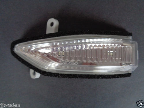Corner Light Turn Signal LEFT Fits Nissan Urvan Caravan E-24 1987