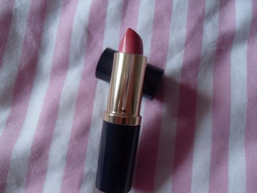 Estée Lauder Shimmer Lipsticks Products