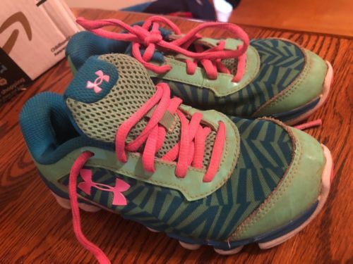 Under Armour Girls Sneakers Preowned Size 13K Laces UA Free Shipping Teal