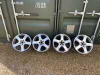 Volkswagen Santa Monica 17 inch alloy wheels in West London 