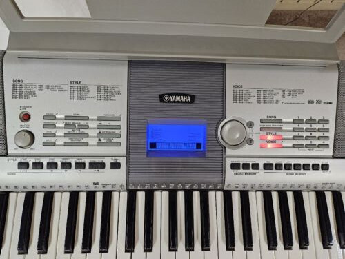Yamaha PSR-295 シルバー 61鍵キーボード Yamaha PSR-295 シルバー 61鍵キーボード