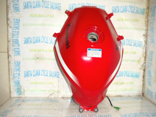 Kawasaki Genuine 2012 - 2022 NINJA ZX 14R 10R Fuel Tank Pad 39085