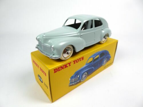 Dinky Toys France, Peugeot 203, réf 24R, vert métalisé, inté