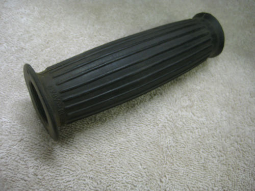 kavki　miss9点 GRIP, TAIL, C.P.RED (US ONLY)46075-1103-V9 2002 KAWASAKI ZX-6 | eBay