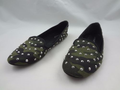 Clubwear Flats and Oxfords for Women