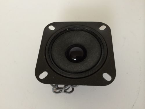 Altavoces Vintage y controladores Bose Cuerno