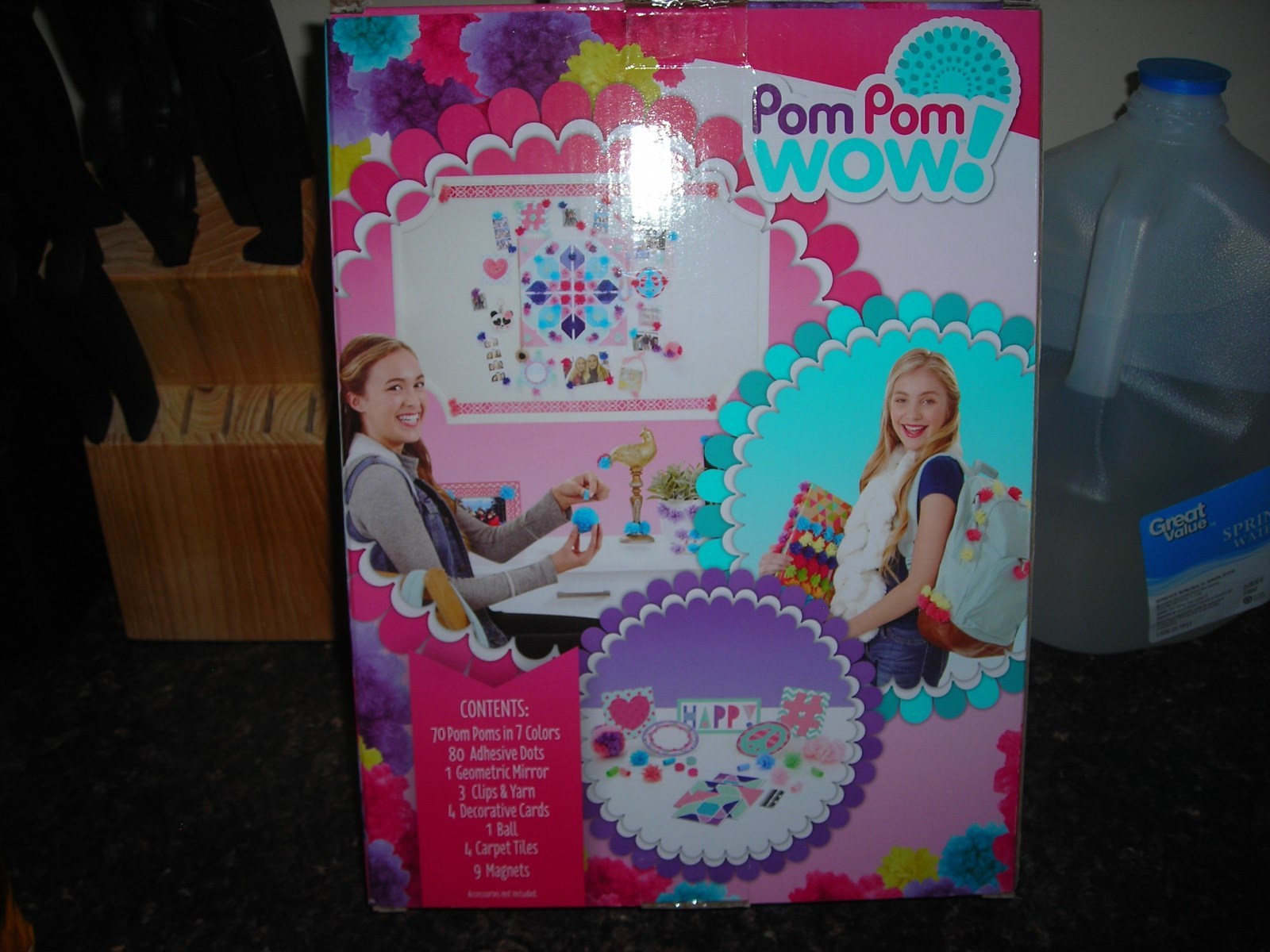 PomPom Wow! Girls School Locker & Room Decor Decoration Set Craft Kit New