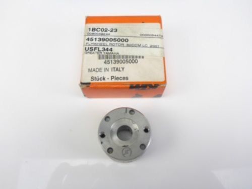 817kumamotoです Amazon.com: CUB CADET 631-05092B Track Drive Wheel 2X 3X 26