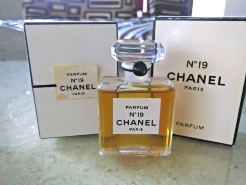 CHANEL N°5 PARFUM 15ml N°5 Eau de Parfum Twist and Spray (EDP) - 3x0.7 FL. OZ. | CHANEL