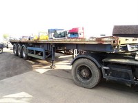 COOKS TRI AXLE 40FT SKELLY