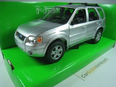 FORD ESCAPE 2005 1/24 WELLY SILVER