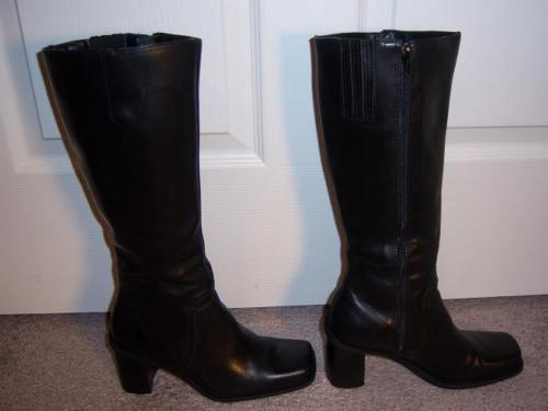 White Mountain Boots for Women