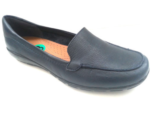 Easy Spirit Women's Casual Flats and Oxfords