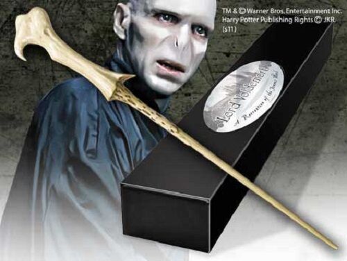 Harry Potter Baguette Magic Of Lord Voldemort Edition Character + Clip Metal - Picture 1 of 1