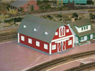 N Scale Big Red Barn with accessories. 3D printed kit High Detail (Gray)