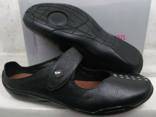 Ros Hommerson Flats and Oxfords for Women