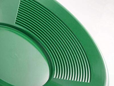 11 pc Prospecting-Mining-Panning Kit- 2- Classifiers 3 Gold Pans+ More