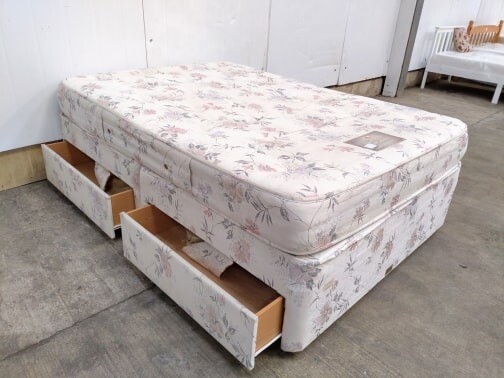 4 Drawer Double Divan Bed Mattress Used Furniture In Pinchbeck