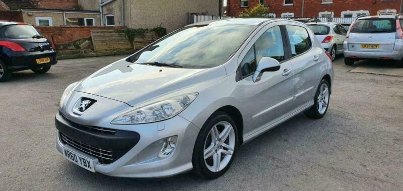 Peugeot 308 2010 год