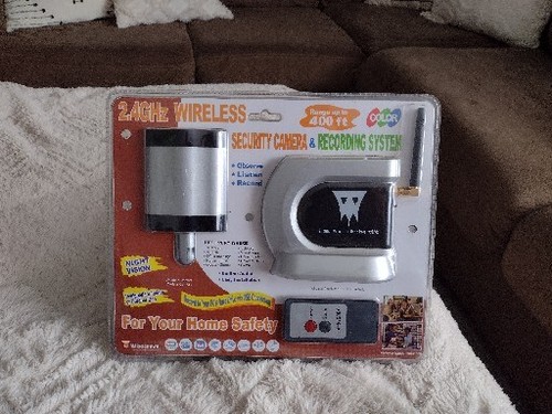 Wisecomm CW5700 2.4 GHz Wireless COLOR Security Camera System Brand New SEALED!