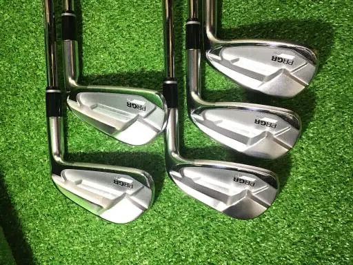 2023 PRGR 05 IRON 6~PW 5PC NS PRO MODUS3 TOUR105 S-FLEX IRON