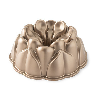 Nordic Ware Magnolia Bundt  Pan