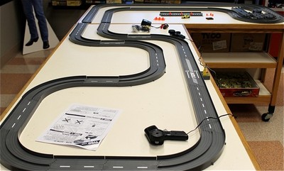 1993 UNUSED TYCO TCR Slotless Slot Car Total Control RACE SET 34ft + 5 Vehicles!