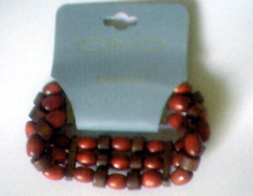 Joyería de madera de moda de Claire's