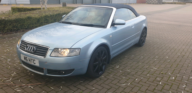 Машина audi 4