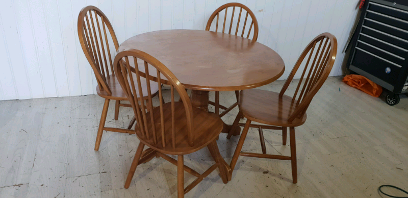 Solid Wood Round Dining Table And 4 Chairs In Edinburgh City Centre Edinburgh Gumtree