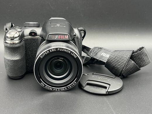 フジフィルム FinePix S4500 光学30倍ズーム搭載モデル Amazon | FUJIFILM デジタルカメラ FinePix S4500 光学30倍