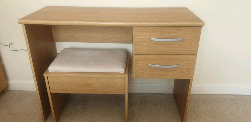 Oak effect dressing table | in Ormskirk, Lancashire | Gumtree