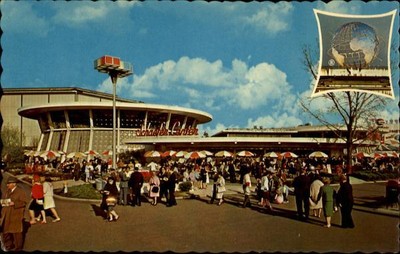 1964 NY Worlds Fair New York Schaefer Center Manhattan Post Card Co. Postcard