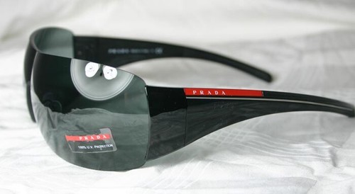 Pre-owned Prada Sunglasses Sps 02ls 1ab-1a1 Black In Gray