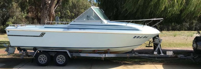 Guardian 22ft Cabin Cruiser Volvo Penta Aqd40a Sterndrive