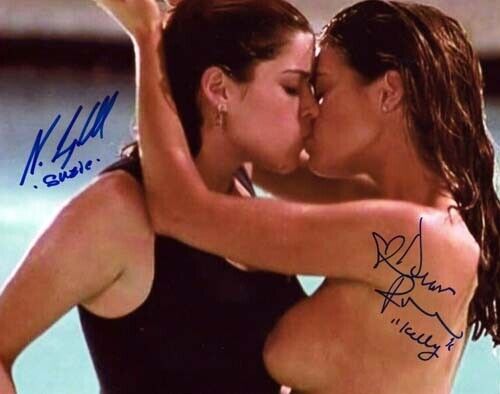 Neve Campbell kissing Denise Richards signed 8x10 photo autographed reprint