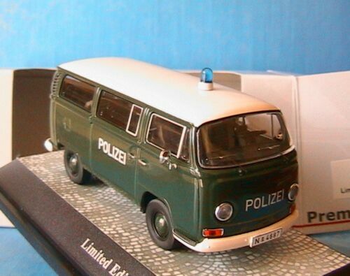 Premium ClassiXXs 1/43 – Mercedes-Benz LA911 1963 Fourgon Vitré, Bleu/blanc/gris