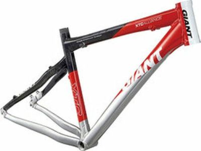 Giant XTC Alliance Carbon fibre/Alloy frame L
