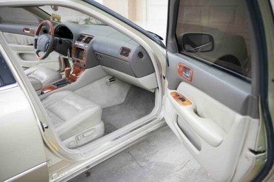 image 16 of interior