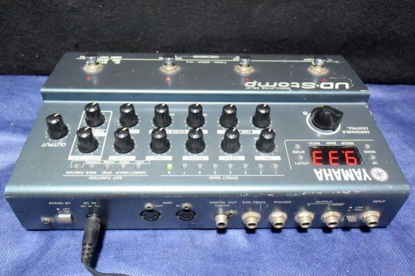 【名機・貴重品】YAMAHA UD-STOMP YAMAHA UD Stomp Multi Modulation Delay Effects Pedal