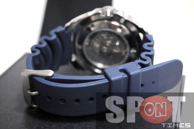 Pre-owned Seiko 5 Sports Automatic 100m Men's Watch Srp605j2