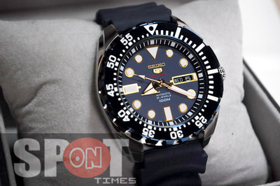 Pre-owned Seiko 5 Sports Automatic 100m Men's Watch Srp605j2