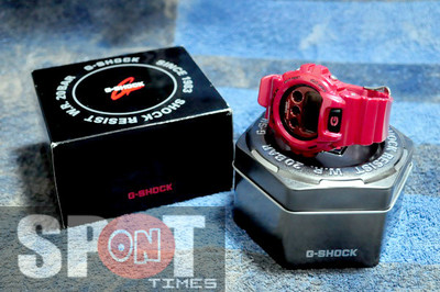 G-SHOCK DW-6900MF-4 レッド Casio G-Shock Metallic Dial Men's Watch DW-6900MF-4 DW6900MF