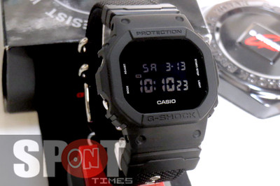 CASIO G-SHOCK DW5600BB【美品】 Casio G-SHOCK COMME des GARCONS Black market Model Watch DW